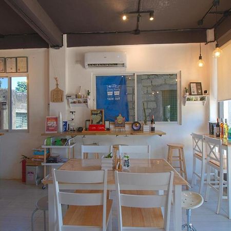 Hometel Barrio House Mactan Lapu-Lapu City Eksteriør bilde