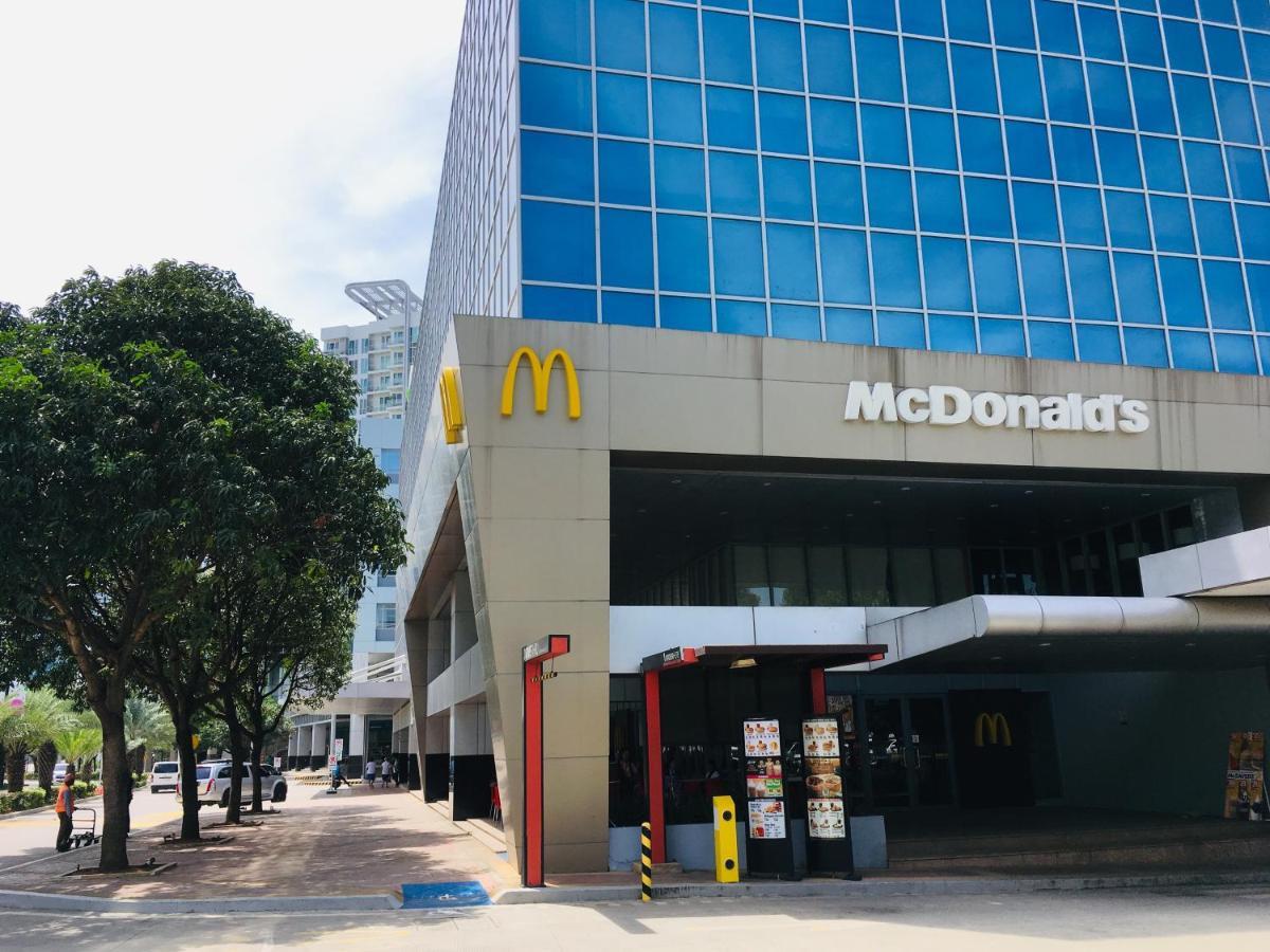 Hometel Barrio House Mactan Lapu-Lapu City Eksteriør bilde