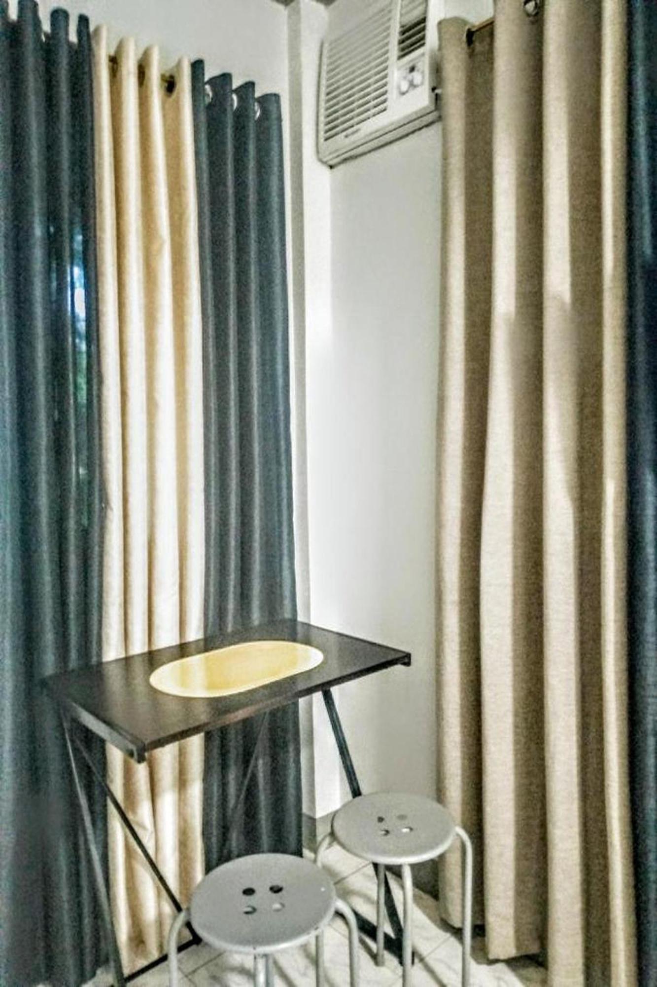 Hometel Barrio House Mactan Lapu-Lapu City Eksteriør bilde